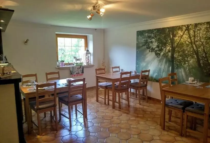 ペンション Les Sapins