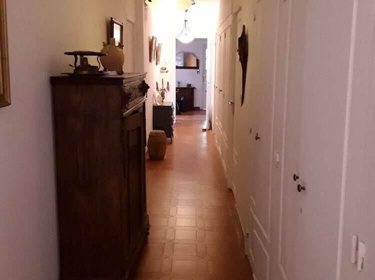 B&b La Tour D Augusta