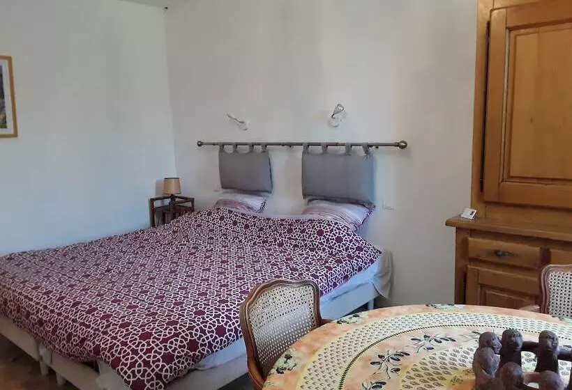 B&b La Tour D Augusta