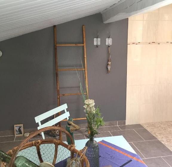 مبيت وإفطار Au Sigala