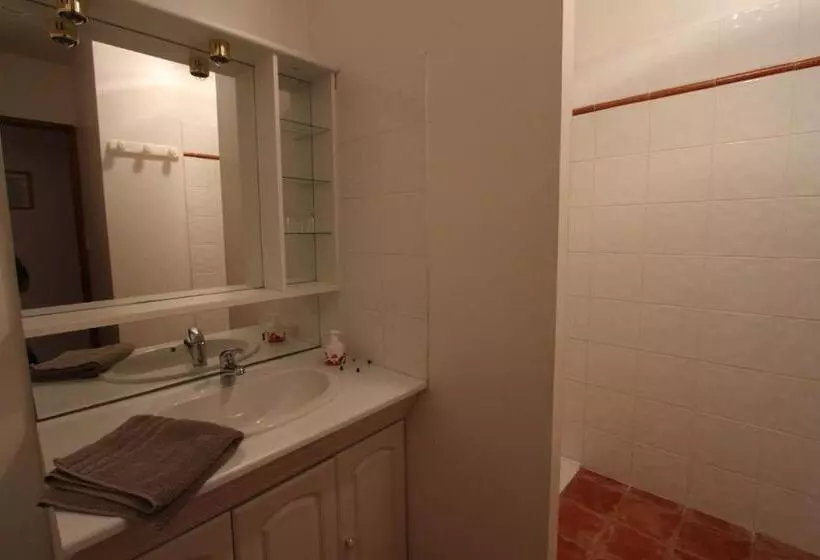 Aamiaismajoitus (B&B) Clos De La Font