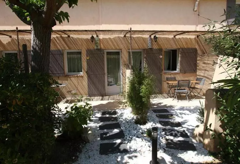 Aamiaismajoitus (B&B) Clos De La Font