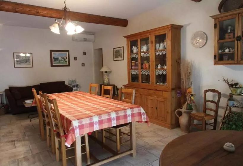 Aamiaismajoitus (B&B) Clos De La Font