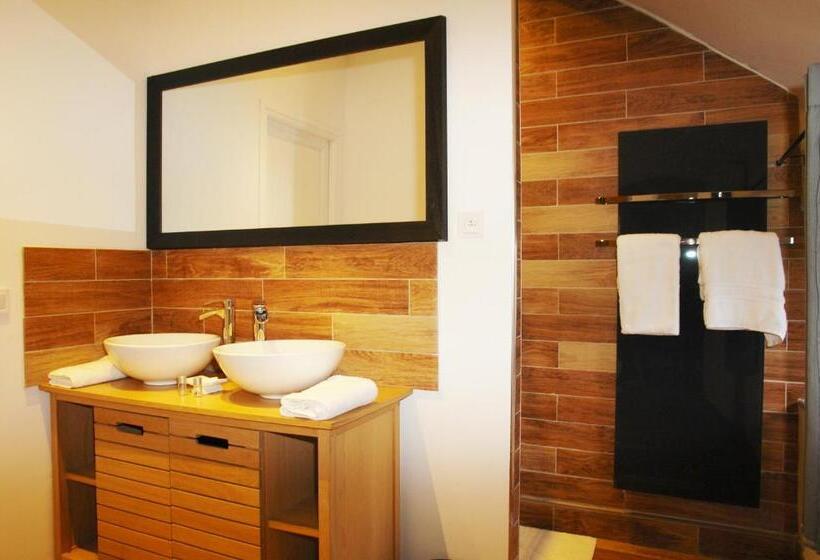 مبيت وإفطار Domaine De Marguerite