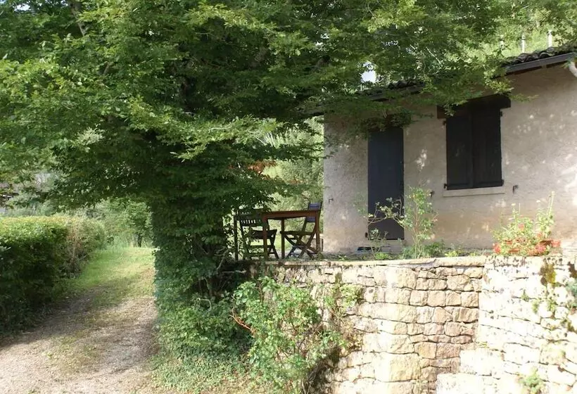 Aamiaismajoitus (B&B) Domisiladore