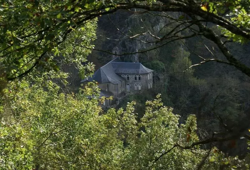 Aamiaismajoitus (B&B) Domisiladore