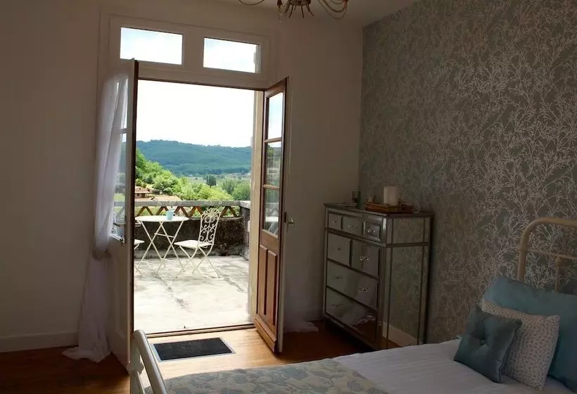 Aamiaismajoitus (B&B) Le Presbytere