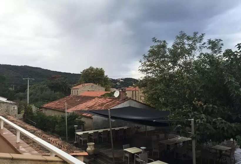 ホテル Le Ressac