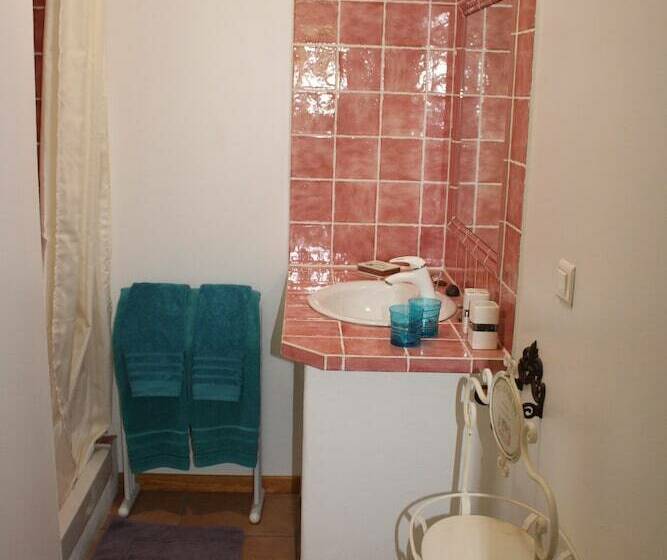 Bed and Breakfast Domaine Sainte Marie Des Ollieux