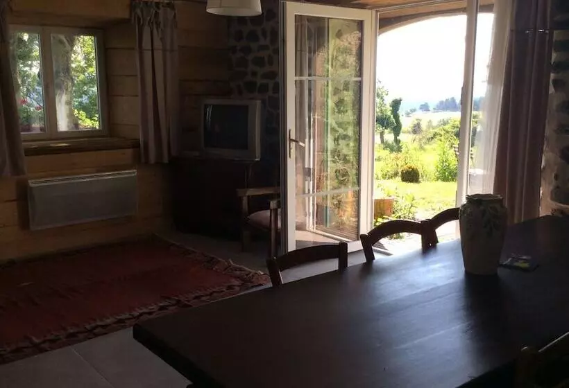 Aamiaismajoitus (B&B) Le Clos De Masclaux