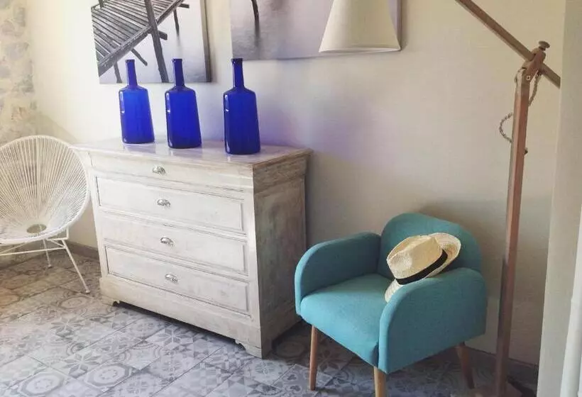 Aamiaismajoitus (B&B) Le Mas Des Brune