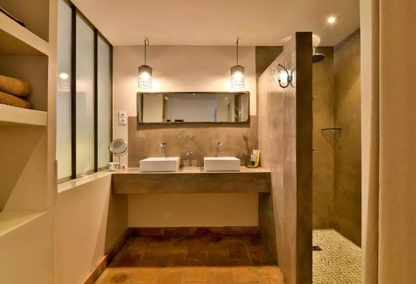 Aamiaismajoitus (B&B) Le Mas Des Brune