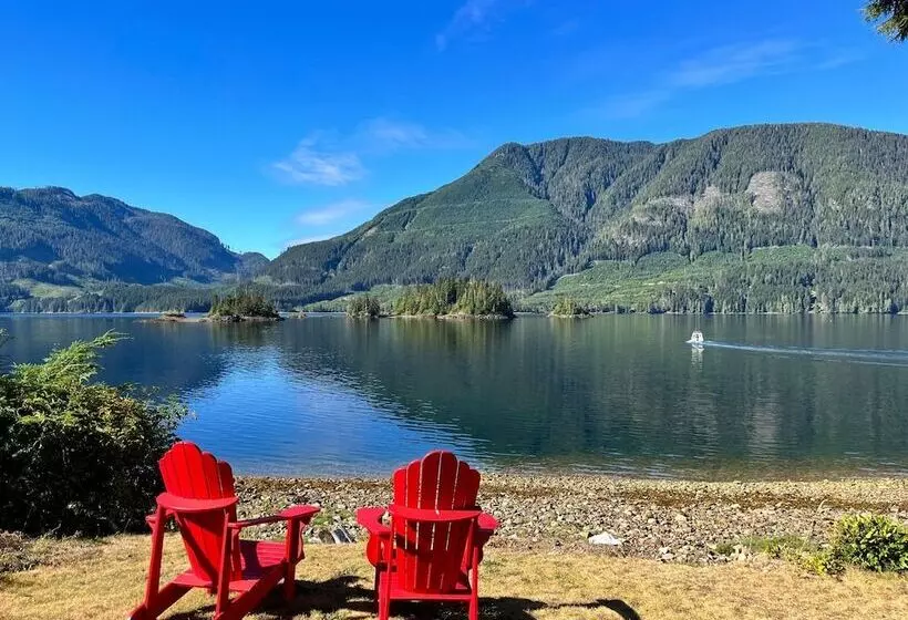 Aamiaismajoitus (B&B) Frigon Suite  Waterfront