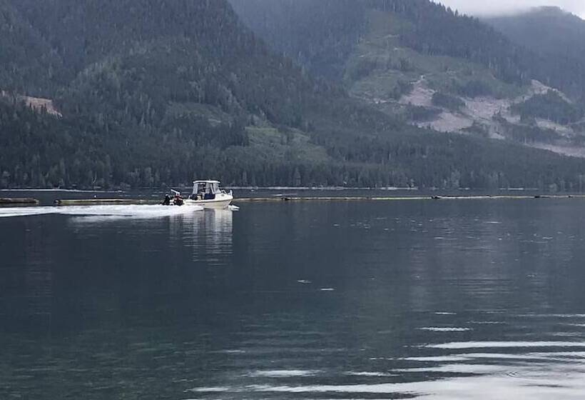 مبيت وإفطار Frigon Suite Waterfront