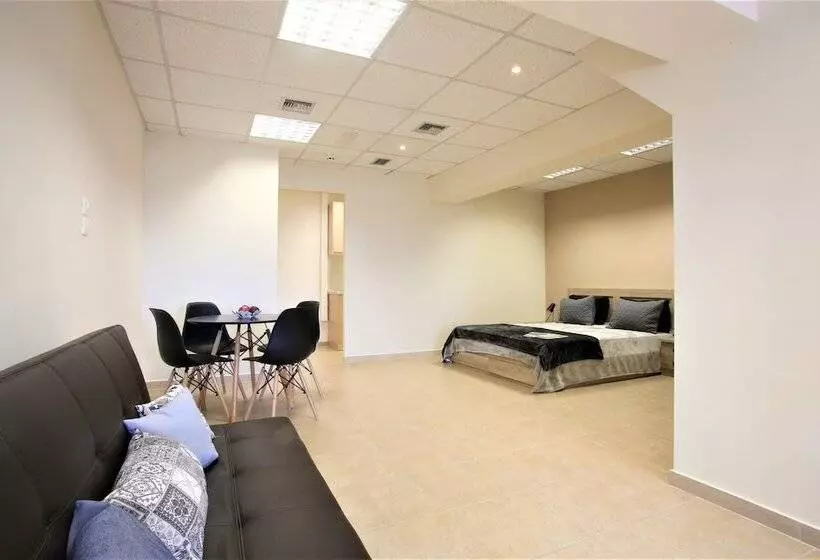 Gk Airport Suites   Free Shuttle