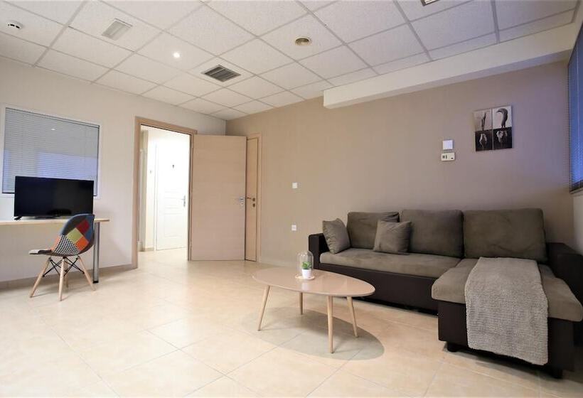 Gk Airport Suites   Free Shuttle