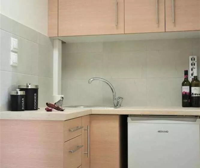 Gk Airport Suites   Free Shuttle