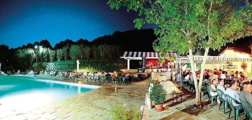 Отель Camping Les Bo Bains