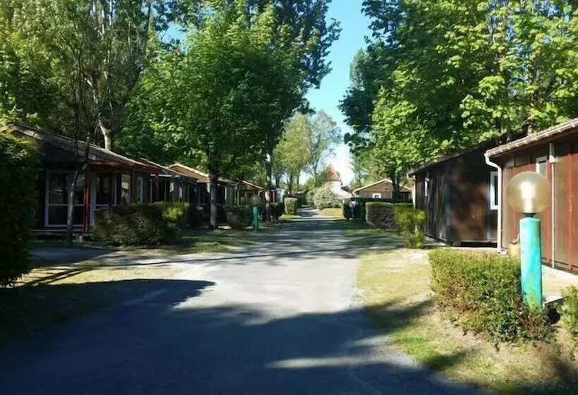 ホテル Camping Les Bo Bains