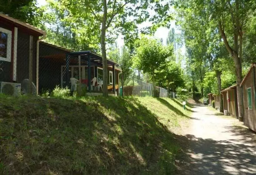 ホテル Camping Les Bo Bains
