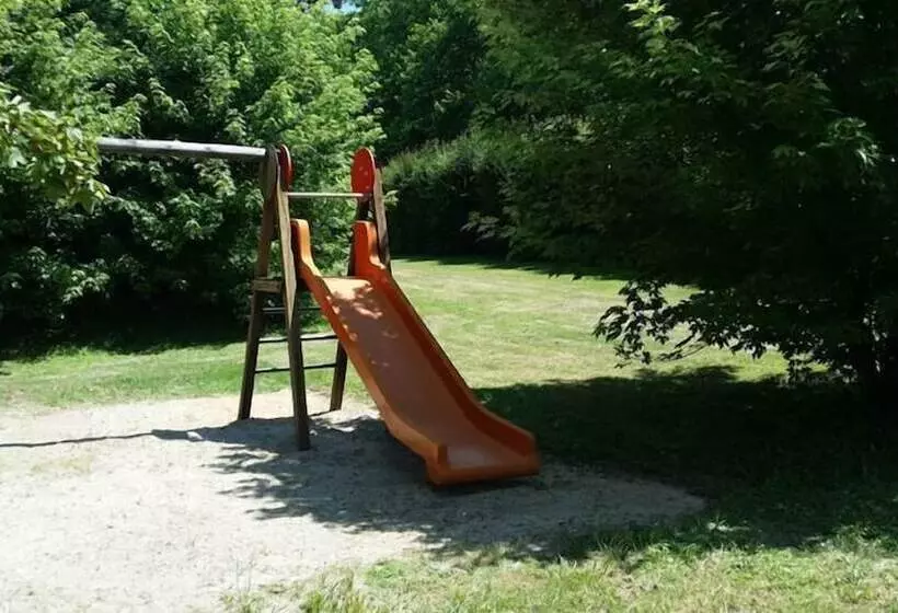 ホテル Camping Les Bo Bains