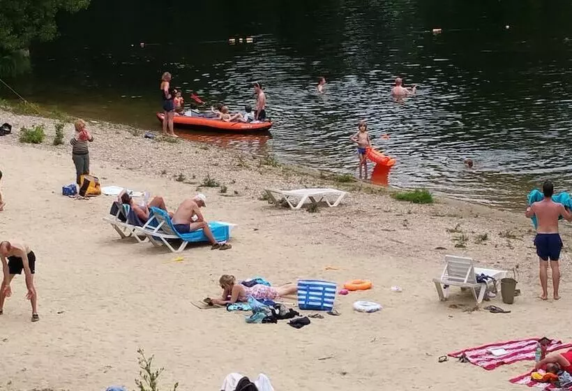 Hotelli Village Camping Les Vignes