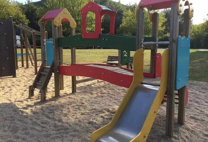 Hotelli Village Camping Les Vignes