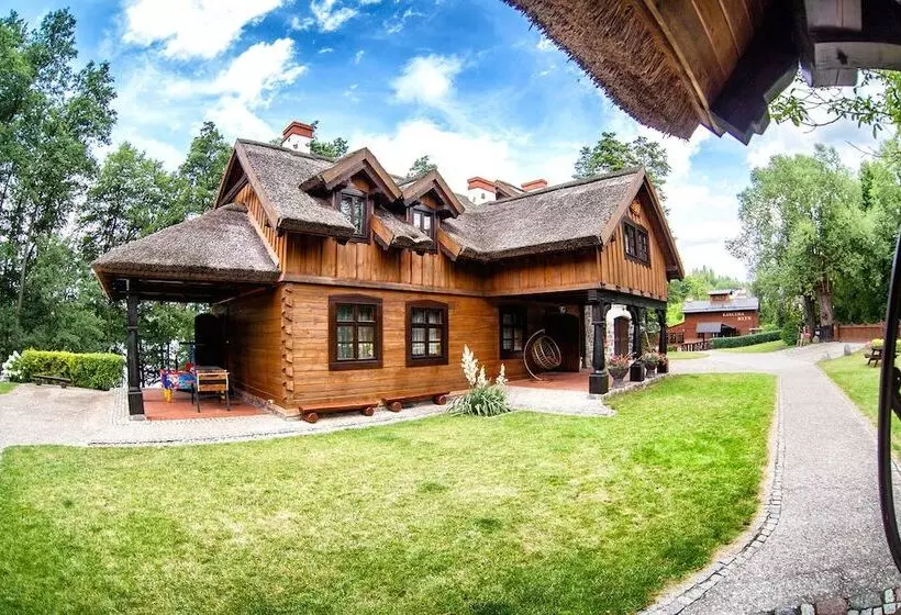 ホテル Dworek Wapionka