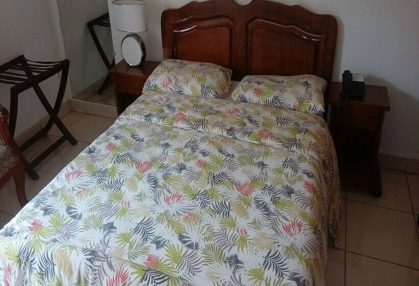 هتل Hôtel Cauris D Or