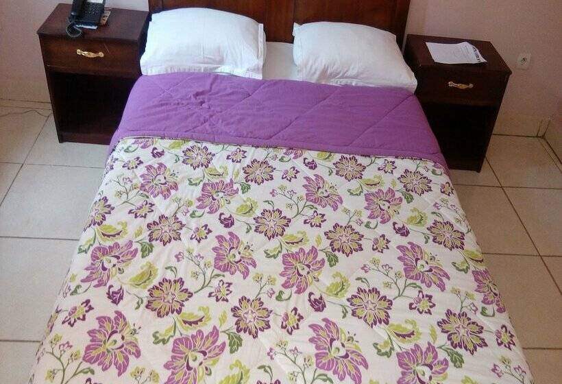 هتل Hôtel Cauris D Or