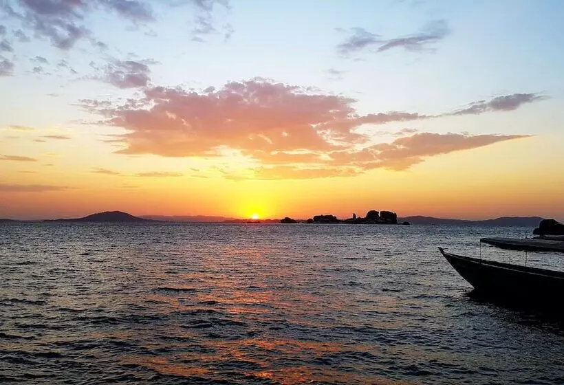 هتل Lukuba Island Lodge   East Africa Camps