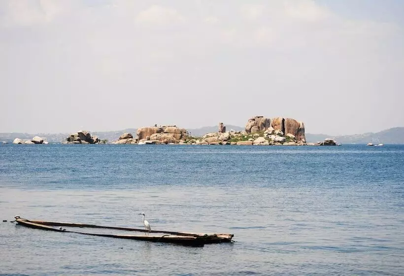 هتل Lukuba Island Lodge   East Africa Camps