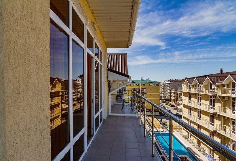 فندق Pansionat Vityazevo Family