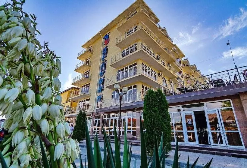 Hotelli Pansionat Vityazevo Family