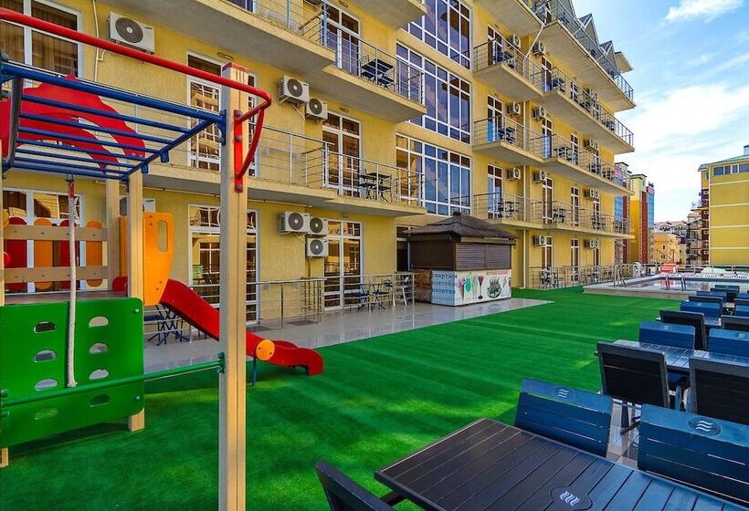 فندق Pansionat Vityazevo Family