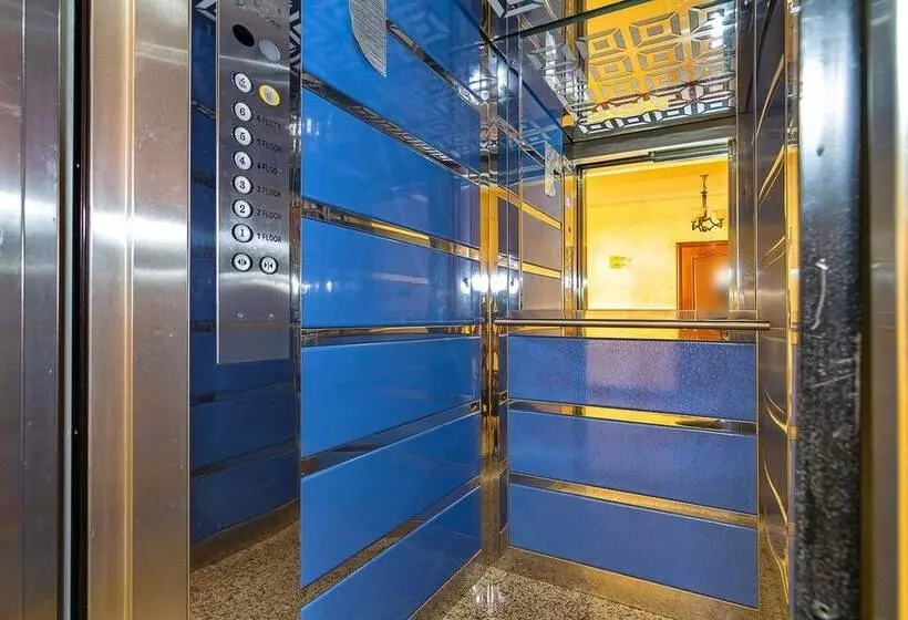 Hotelli Pansionat Vityazevo Family