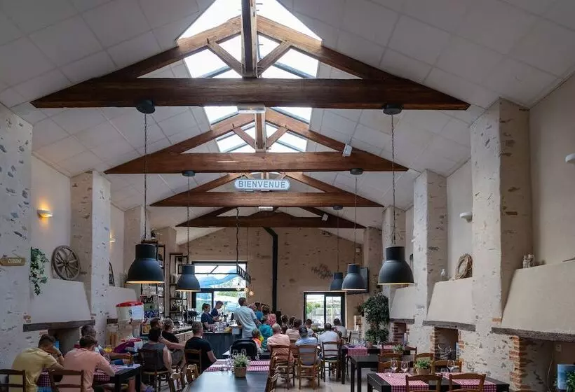 Hotelli Camping Rcn La Ferme Du Latois