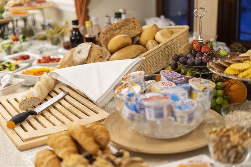 ホテル Rezydencja Dwor Polski