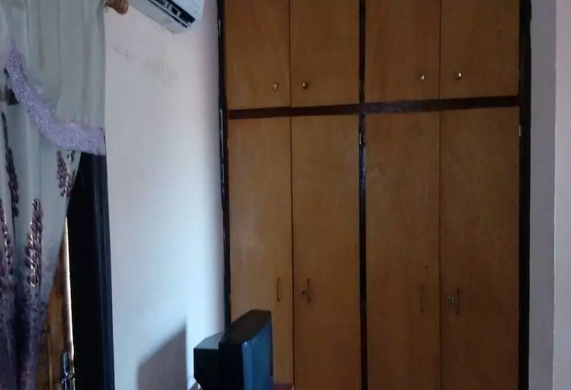 هتل Ti N Tia