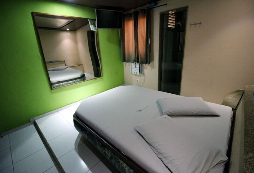 모텔 Lark   Adult Only