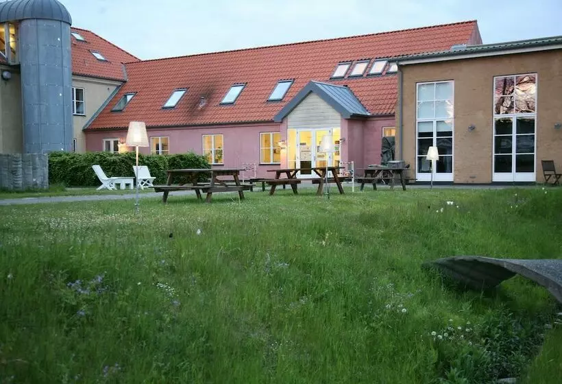 Nexø Modern Hostel. Private Rooms