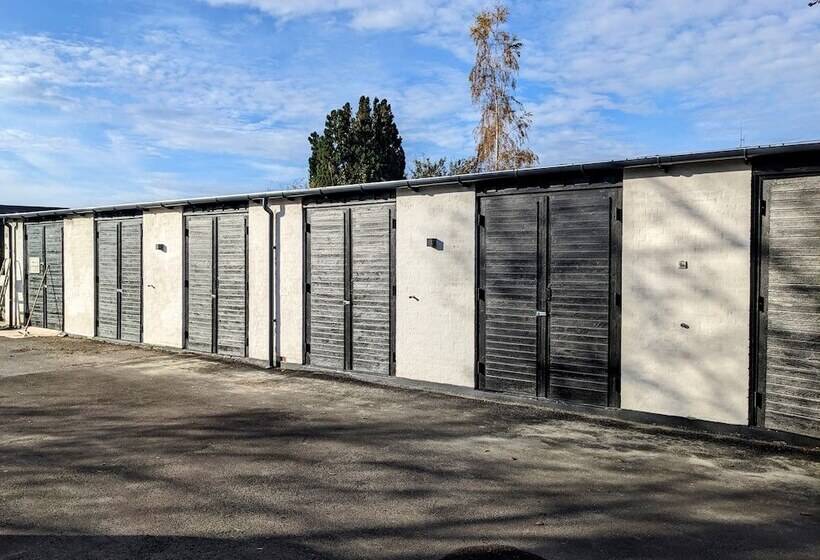 Nexø Modern Hostel. Private Rooms