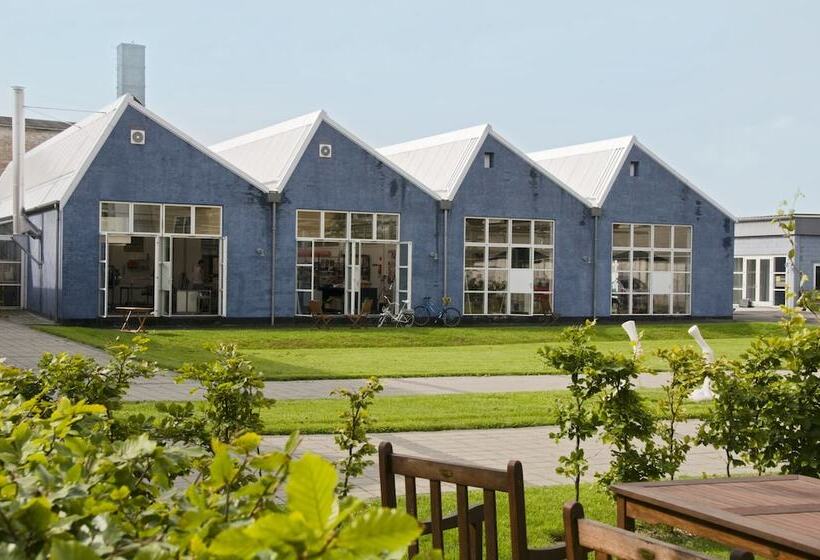 Nexø Modern Hostel. Private Rooms