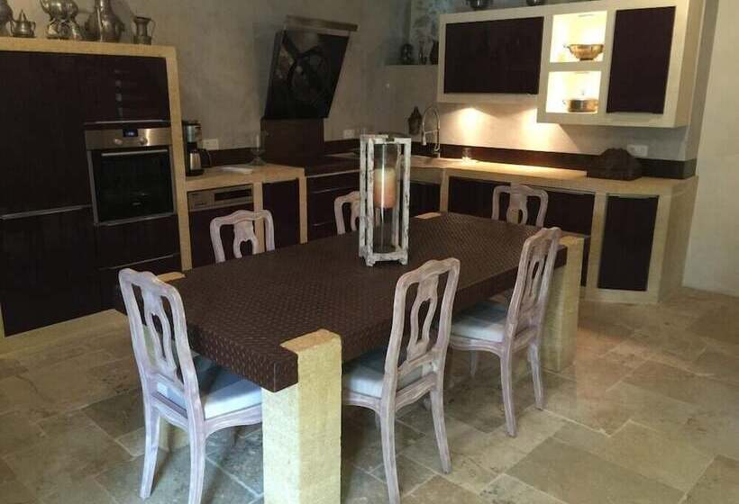 פנסיון Chateau De La Rode