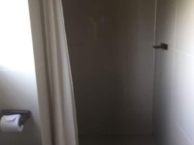 پانسیون Floriana Lodge