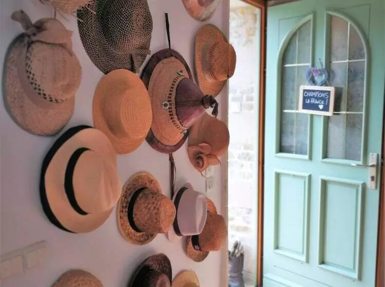 Majatalo Les 2 Gites Des Chambres De Capucine