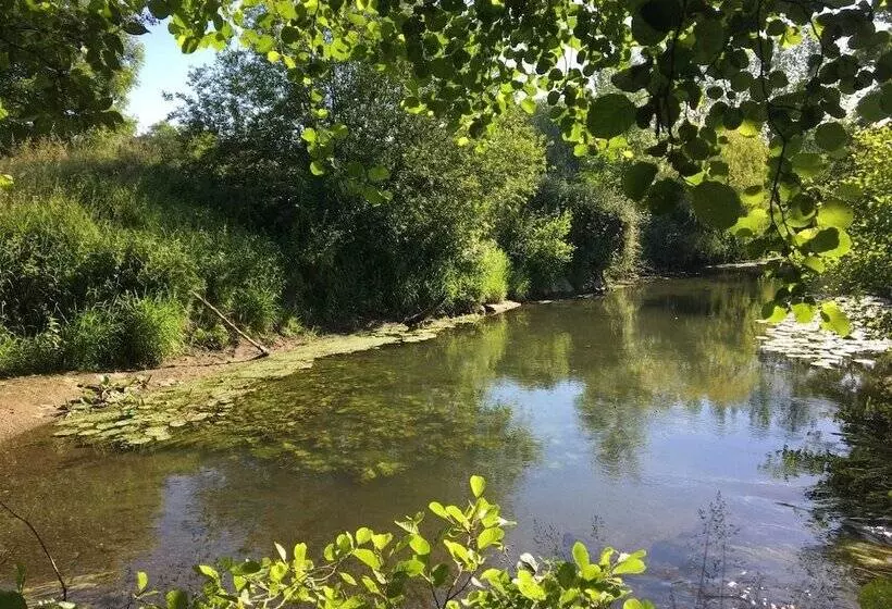 Majatalo Les 2 Gites Des Chambres De Capucine