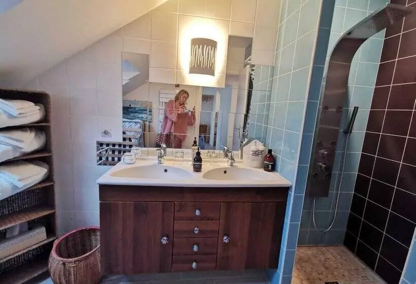 Majatalo Les 2 Gites Des Chambres De Capucine