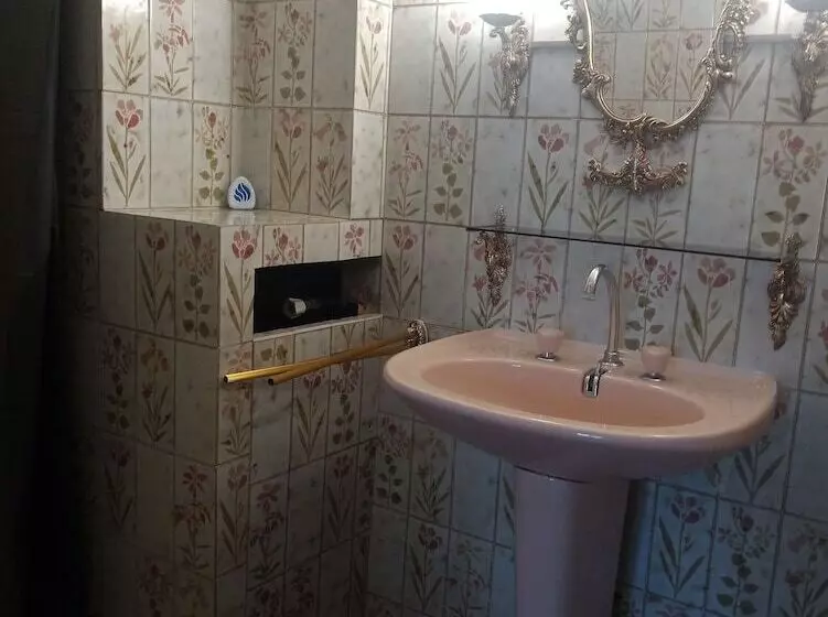 Majatalo Maison Lalongère