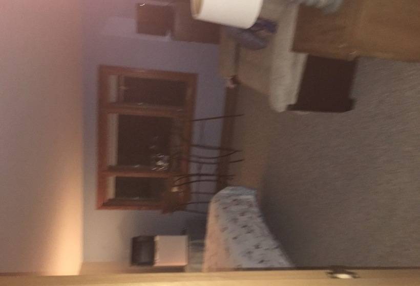 Valhalla Hillside Inn